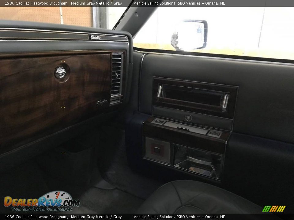 Door Panel of 1986 Cadillac Fleetwood Brougham Photo #8