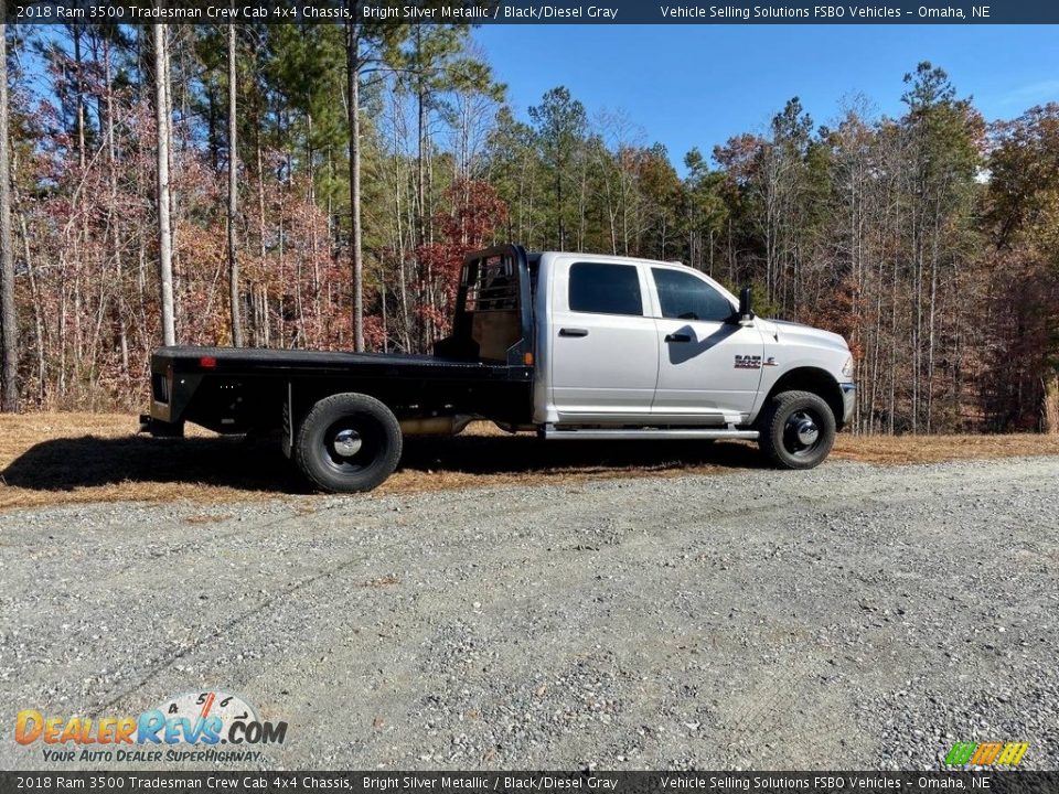 2018 Ram 3500 Tradesman Crew Cab 4x4 Chassis Bright Silver Metallic / Black/Diesel Gray Photo #8