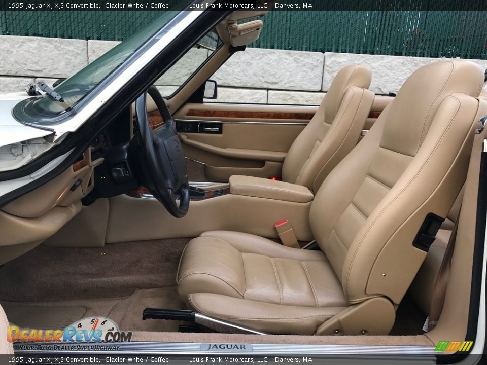 Front Seat of 1995 Jaguar XJ XJS Convertible Photo #12