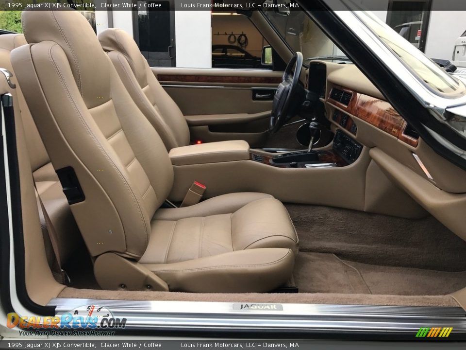 Front Seat of 1995 Jaguar XJ XJS Convertible Photo #13
