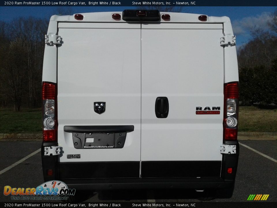 2020 Ram ProMaster 1500 Low Roof Cargo Van Bright White / Black Photo #7