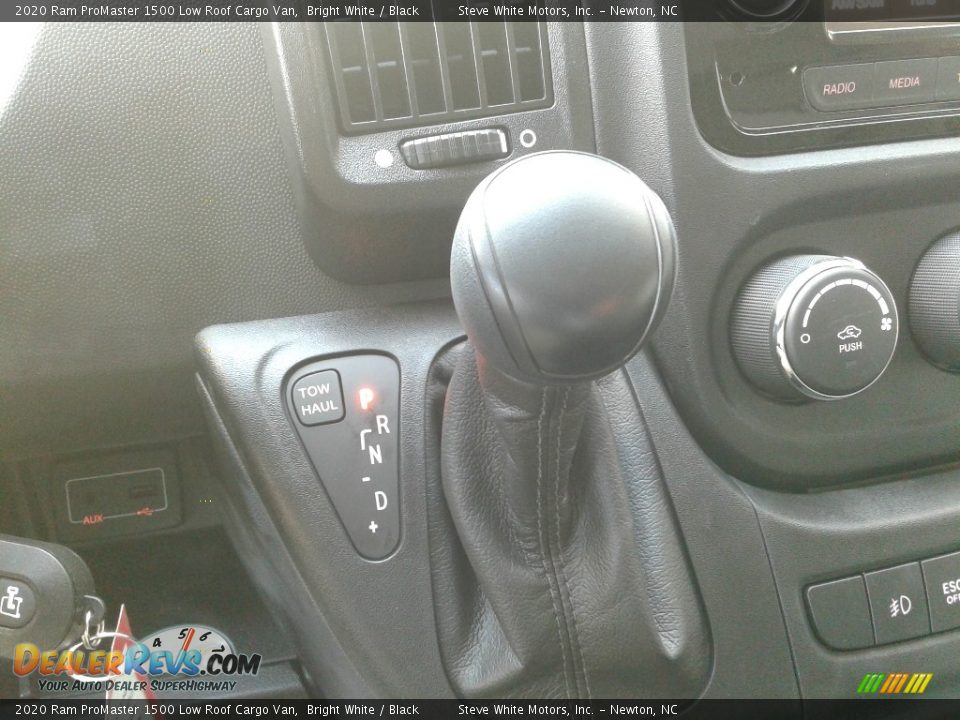 2020 Ram ProMaster 1500 Low Roof Cargo Van Shifter Photo #20