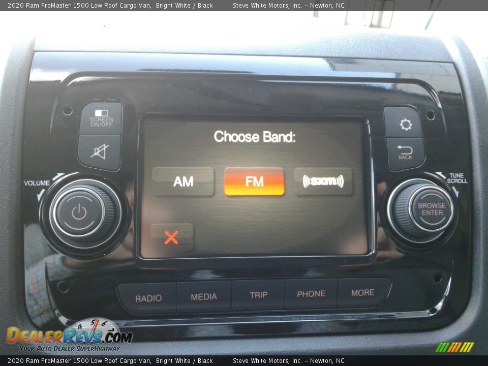 2020 Ram ProMaster 1500 Low Roof Cargo Van Bright White / Black Photo #21