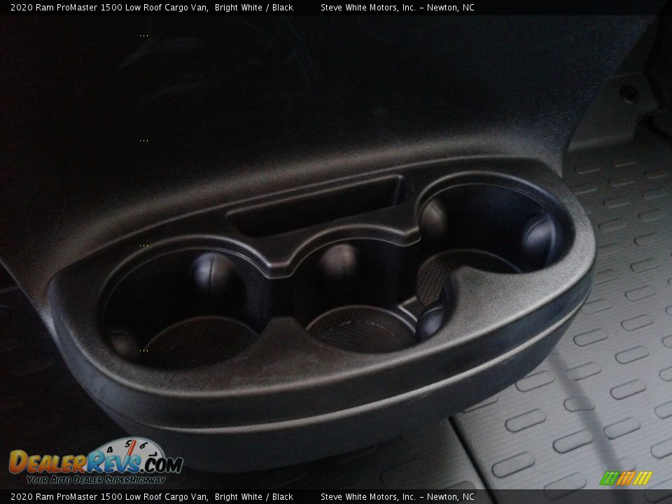 2020 Ram ProMaster 1500 Low Roof Cargo Van Bright White / Black Photo #25