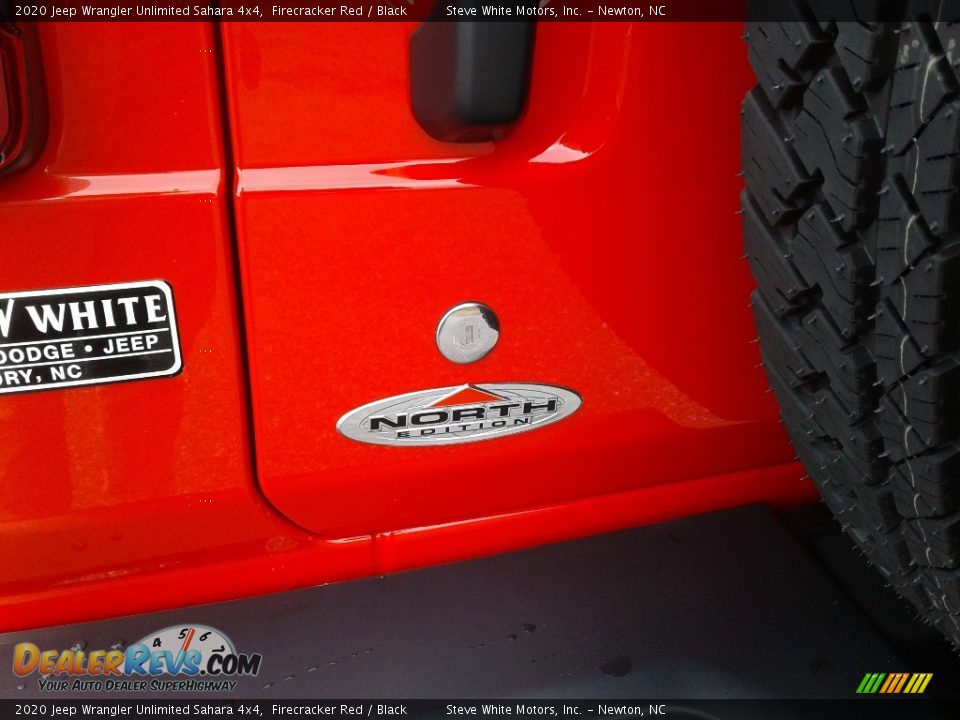 2020 Jeep Wrangler Unlimited Sahara 4x4 Logo Photo #8