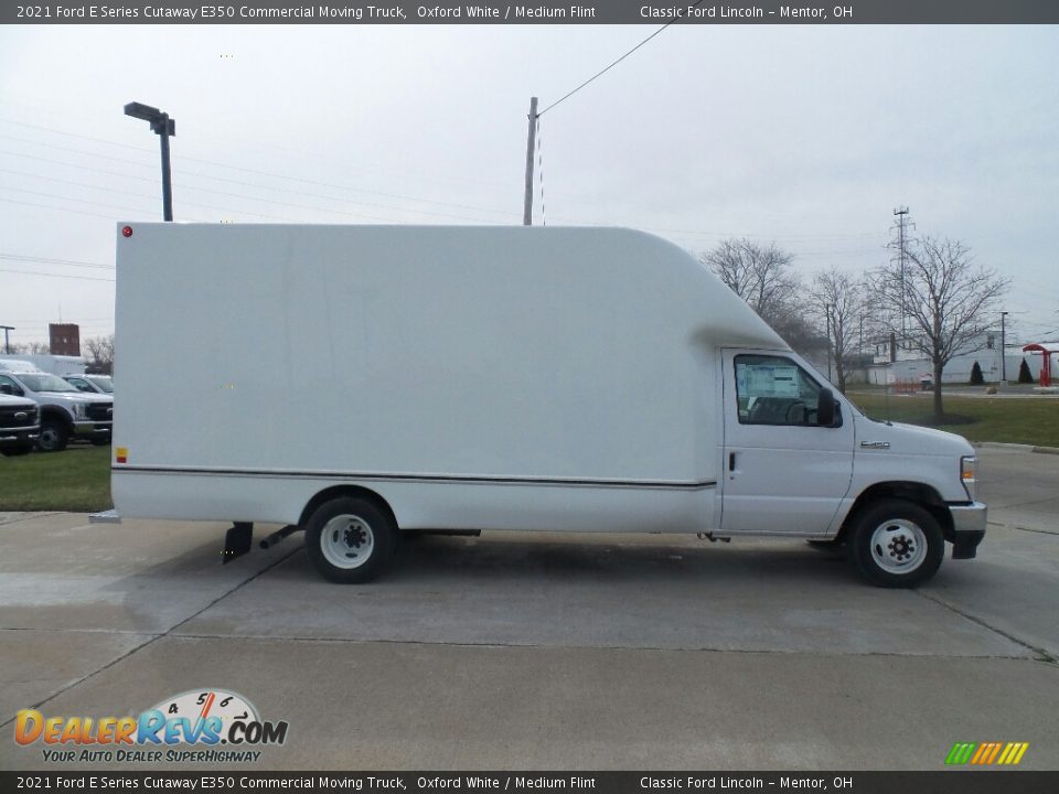 Oxford White 2021 Ford E Series Cutaway E350 Commercial Moving Truck Photo #1