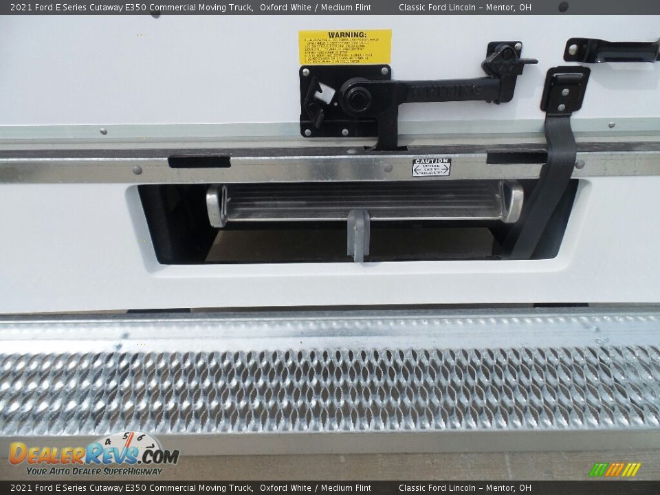 2021 Ford E Series Cutaway E350 Commercial Moving Truck Oxford White / Medium Flint Photo #7