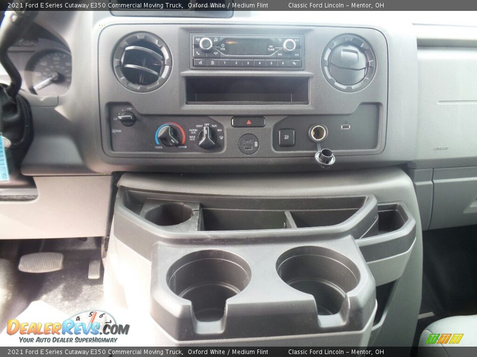 Controls of 2021 Ford E Series Cutaway E350 Commercial Moving Truck Photo #12