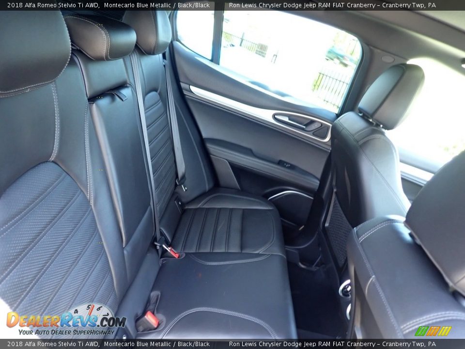 2018 Alfa Romeo Stelvio Ti AWD Montecarlo Blue Metallic / Black/Black Photo #9