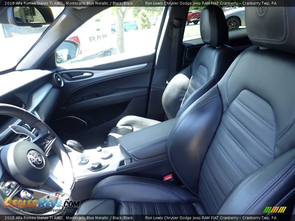2018 Alfa Romeo Stelvio Ti AWD Montecarlo Blue Metallic / Black/Black Photo #12