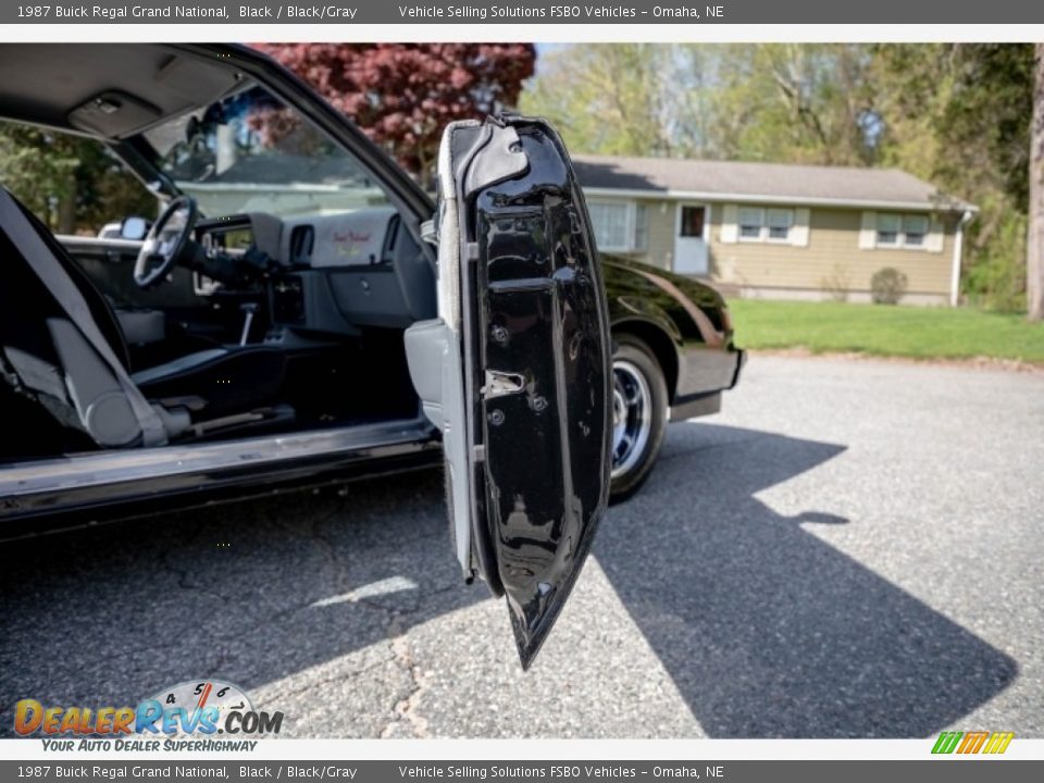 1987 Buick Regal Grand National Black / Black/Gray Photo #20