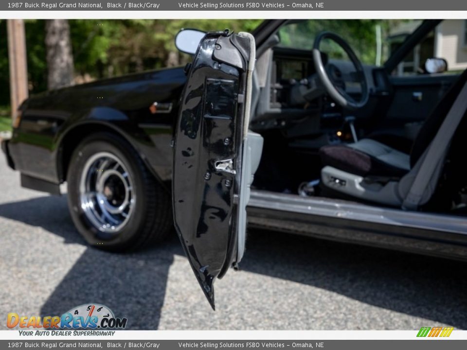 1987 Buick Regal Grand National Black / Black/Gray Photo #21