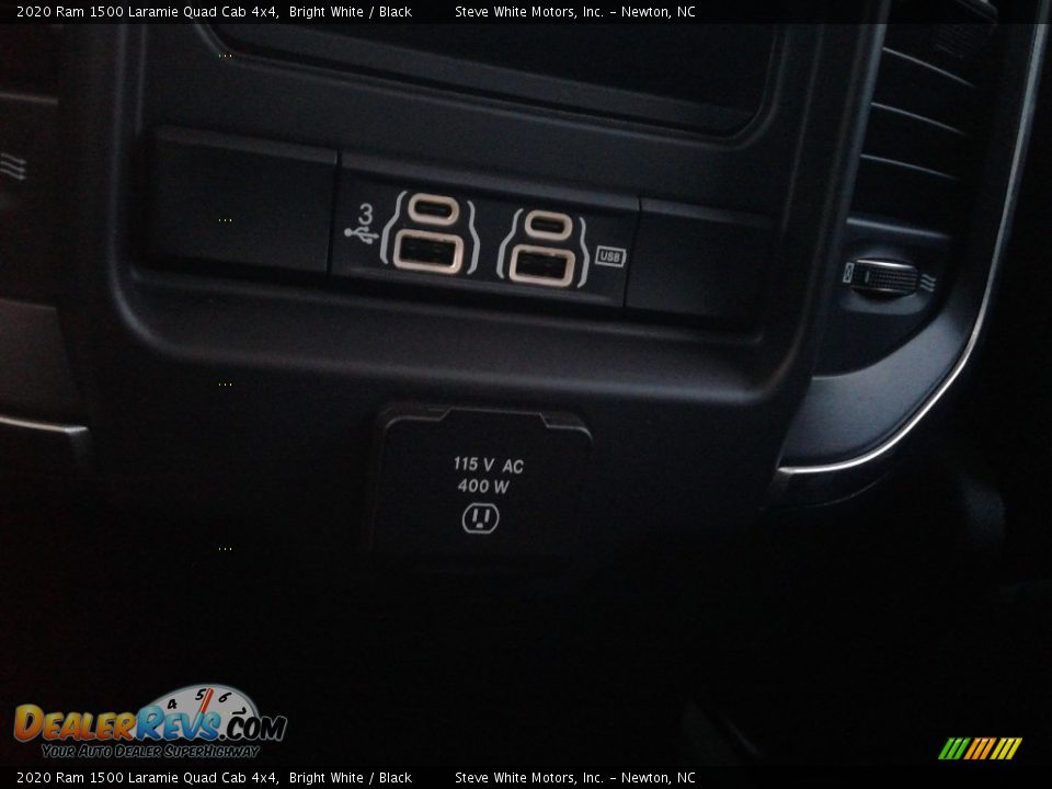 2020 Ram 1500 Laramie Quad Cab 4x4 Bright White / Black Photo #17