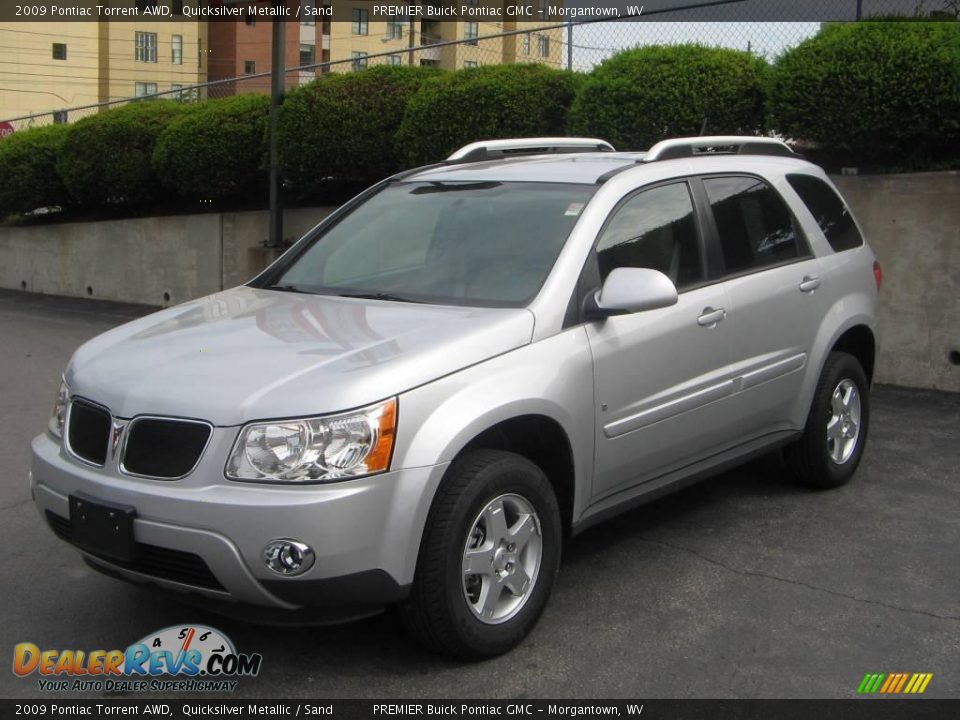 2009 Pontiac Torrent AWD Quicksilver Metallic / Sand Photo #2