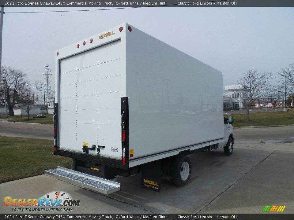 2021 Ford E Series Cutaway E450 Commercial Moving Truck Oxford White / Medium Flint Photo #8