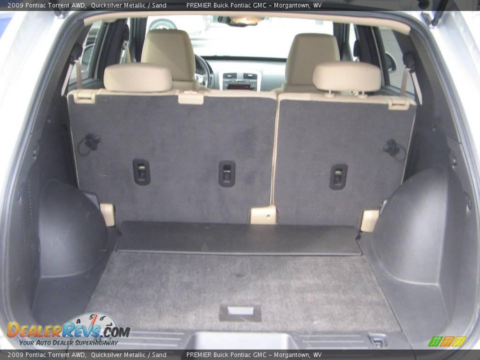 2009 Pontiac Torrent AWD Quicksilver Metallic / Sand Photo #8
