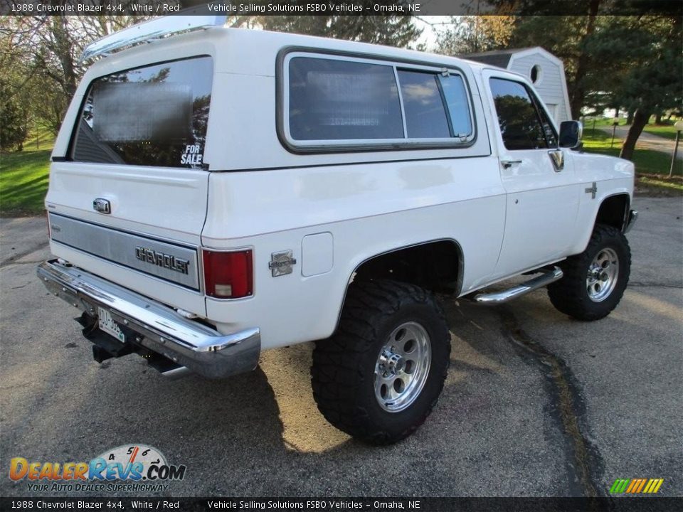 1988 Chevrolet Blazer 4x4 White / Red Photo #9
