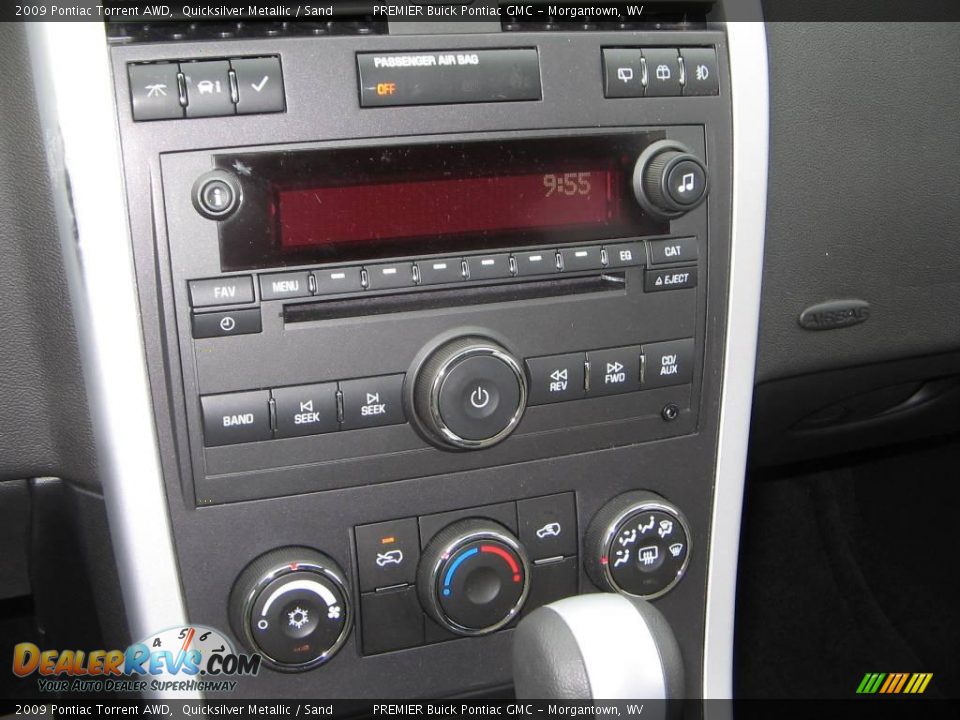 2009 Pontiac Torrent AWD Quicksilver Metallic / Sand Photo #11