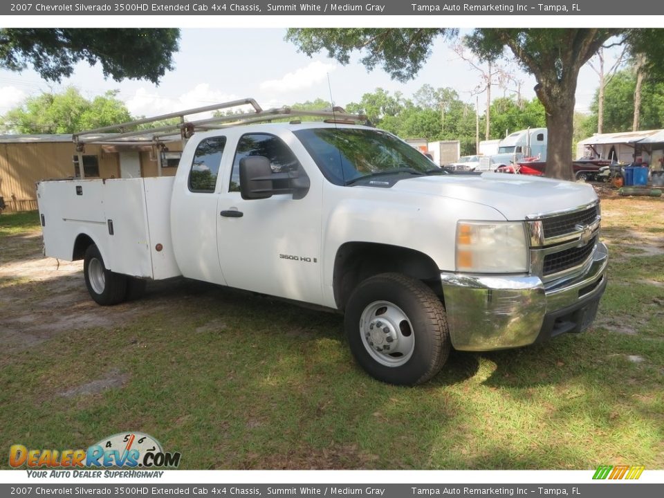 2007 Chevrolet Silverado 3500HD Extended Cab 4x4 Chassis Summit White / Medium Gray Photo #2