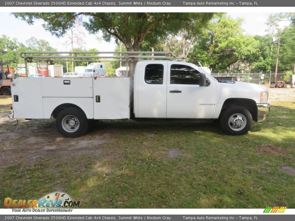 2007 Chevrolet Silverado 3500HD Extended Cab 4x4 Chassis Summit White / Medium Gray Photo #5