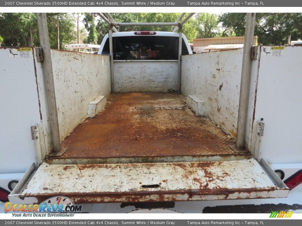 2007 Chevrolet Silverado 3500HD Extended Cab 4x4 Chassis Summit White / Medium Gray Photo #11