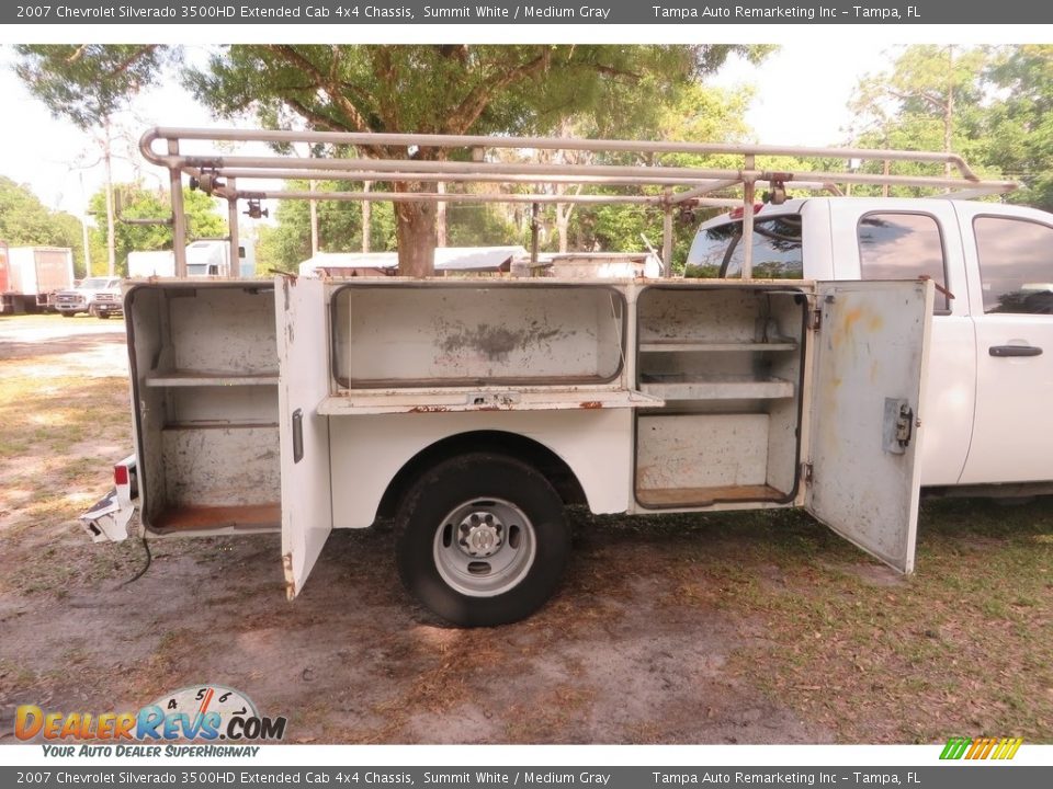 2007 Chevrolet Silverado 3500HD Extended Cab 4x4 Chassis Summit White / Medium Gray Photo #14