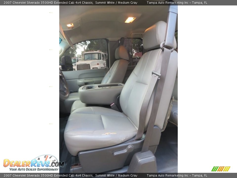 2007 Chevrolet Silverado 3500HD Extended Cab 4x4 Chassis Summit White / Medium Gray Photo #26