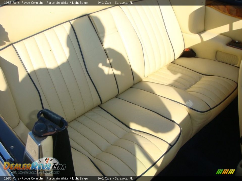 1985 Rolls-Royce Corniche Porcelain White / Light Beige Photo #21