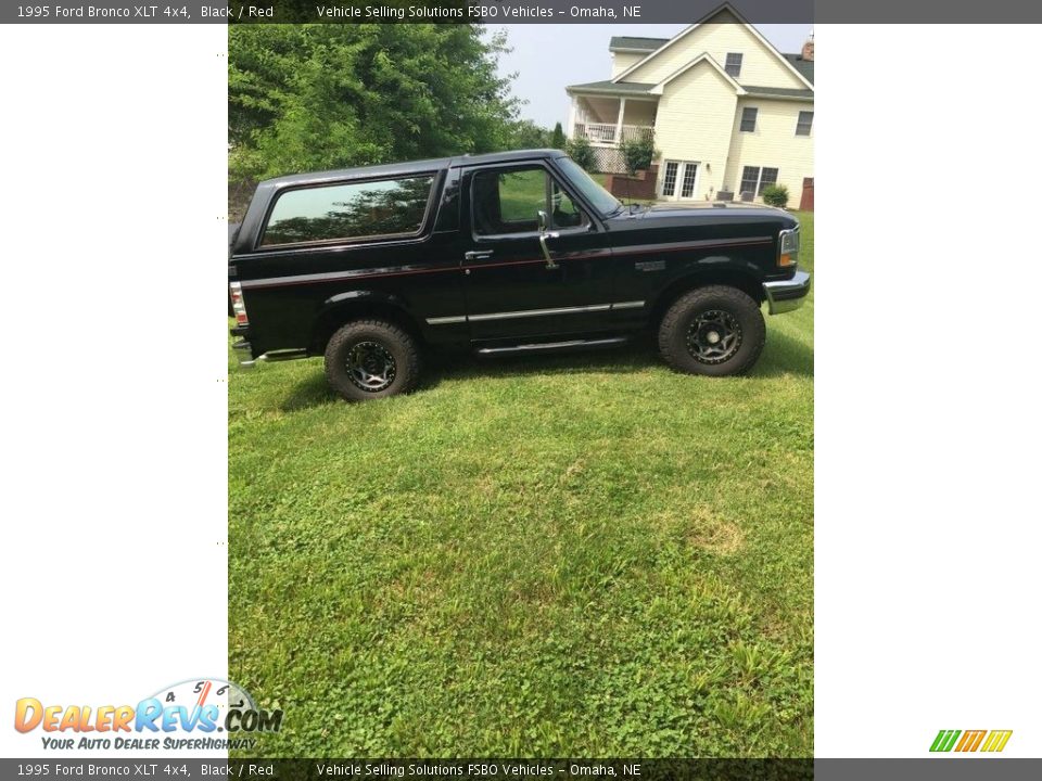 Black 1995 Ford Bronco XLT 4x4 Photo #16