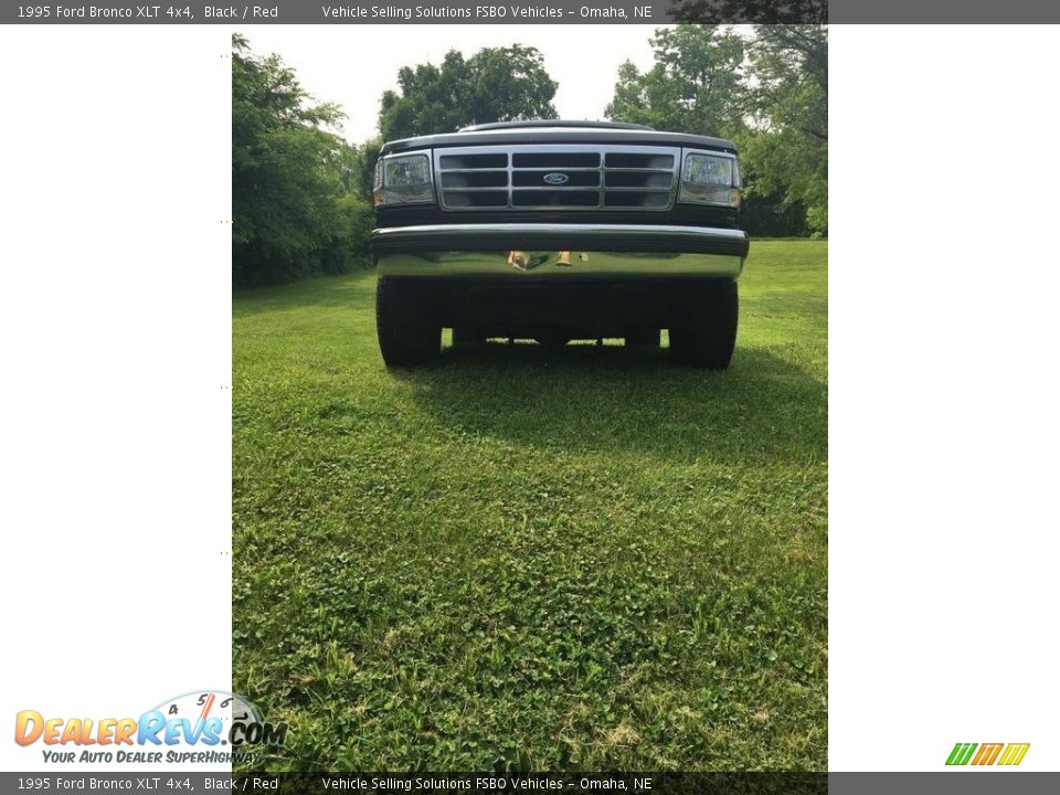 1995 Ford Bronco XLT 4x4 Black / Red Photo #19