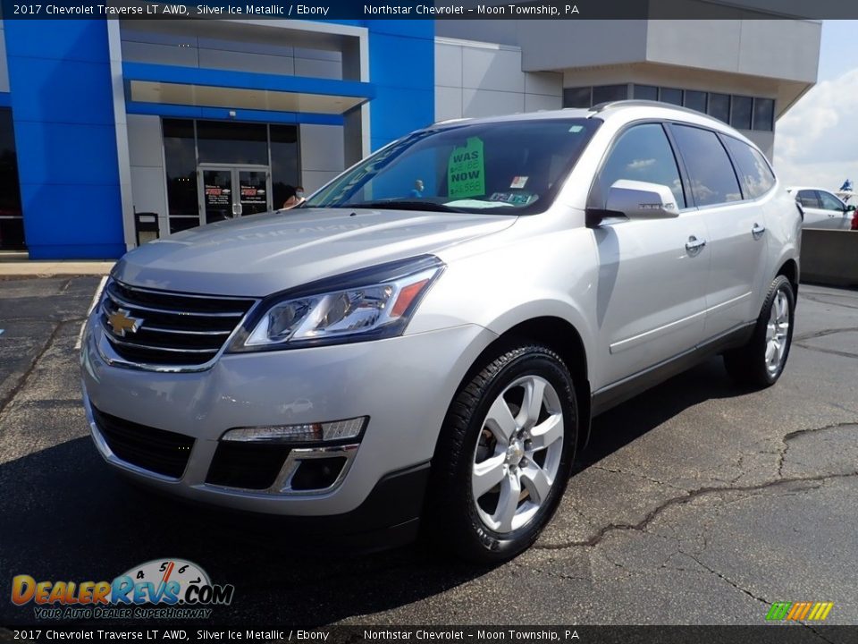 2017 Chevrolet Traverse LT AWD Silver Ice Metallic / Ebony Photo #2