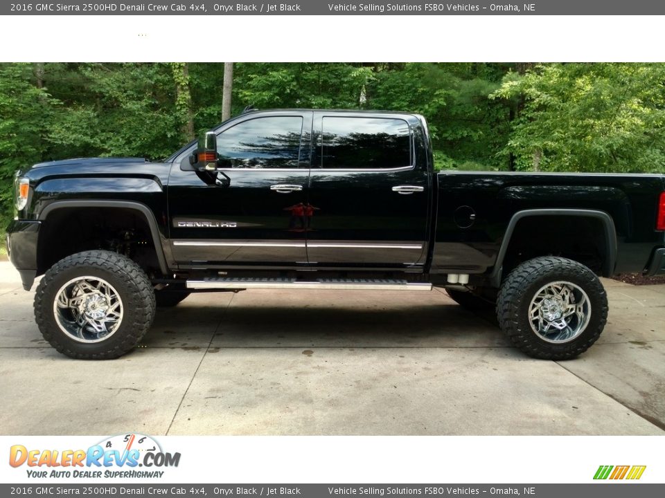 Onyx Black 2016 GMC Sierra 2500HD Denali Crew Cab 4x4 Photo #15