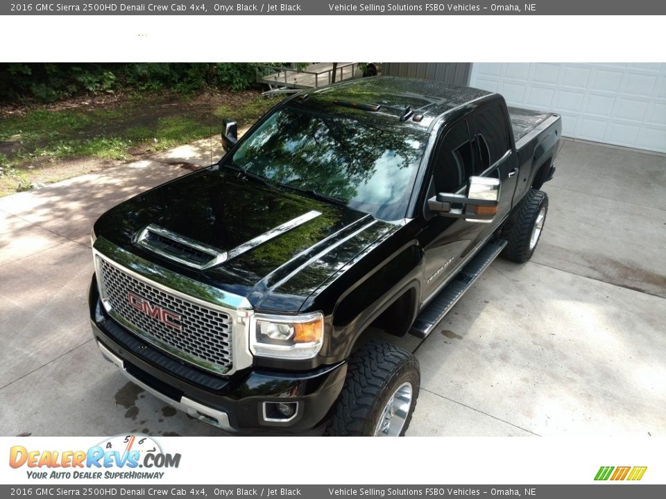 2016 GMC Sierra 2500HD Denali Crew Cab 4x4 Onyx Black / Jet Black Photo #33