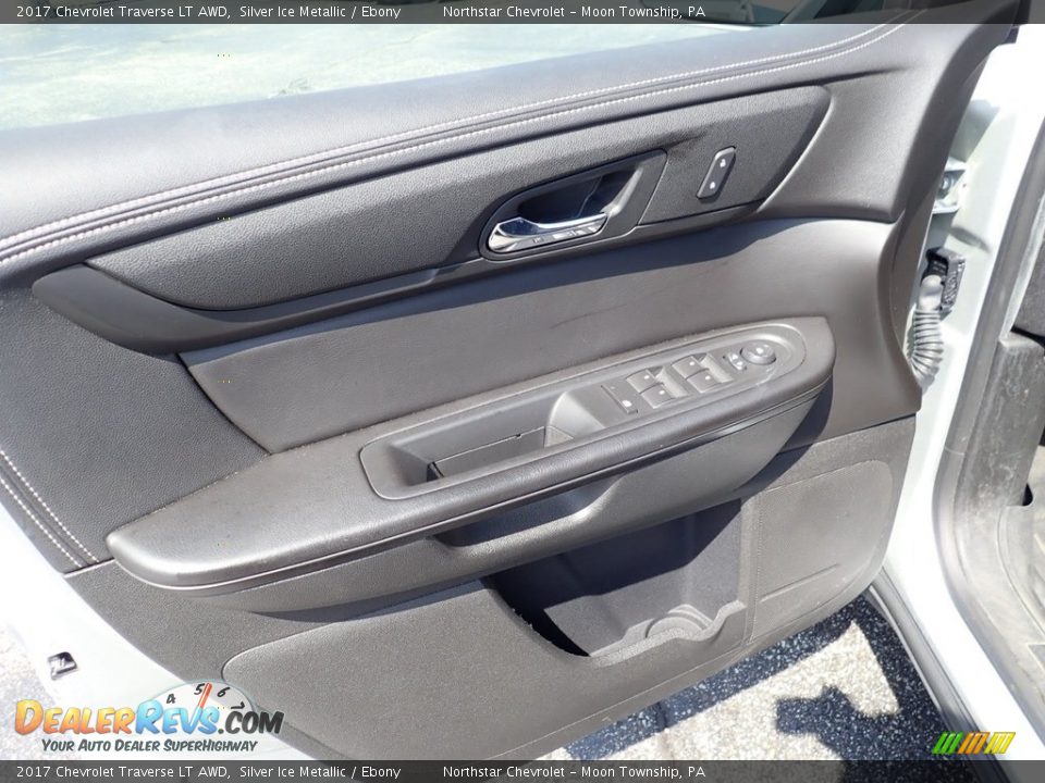 2017 Chevrolet Traverse LT AWD Silver Ice Metallic / Ebony Photo #25