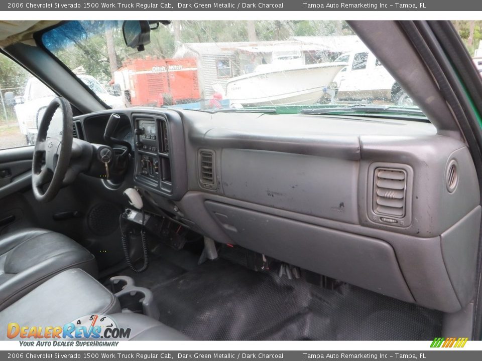 2006 Chevrolet Silverado 1500 Work Truck Regular Cab Dark Green Metallic / Dark Charcoal Photo #13