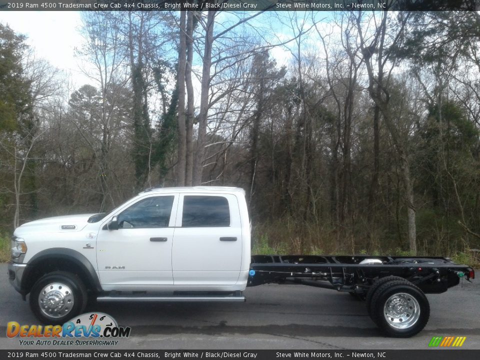 2019 Ram 4500 Tradesman Crew Cab 4x4 Chassis Bright White / Black/Diesel Gray Photo #1