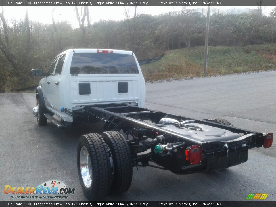 2019 Ram 4500 Tradesman Crew Cab 4x4 Chassis Bright White / Black/Diesel Gray Photo #8