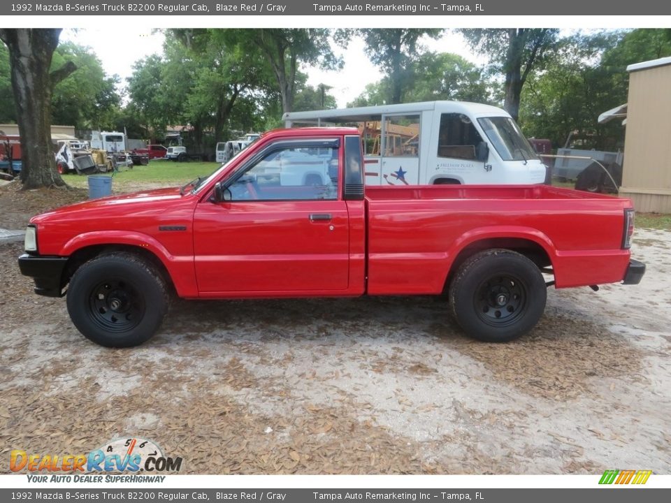 Blaze Red 1992 Mazda B-Series Truck B2200 Regular Cab Photo #4