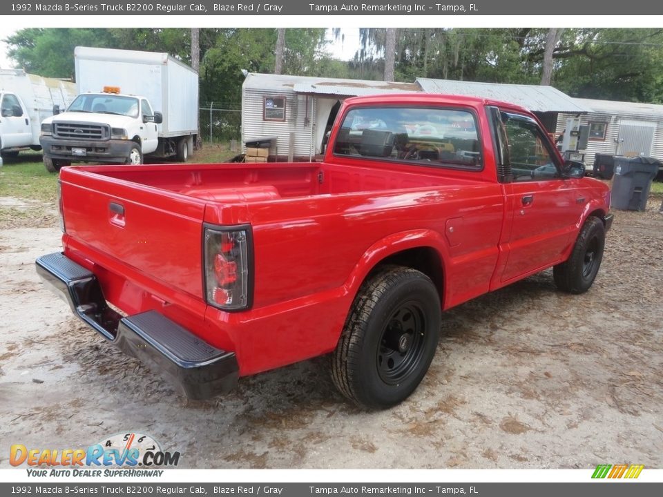 Blaze Red 1992 Mazda B-Series Truck B2200 Regular Cab Photo #7
