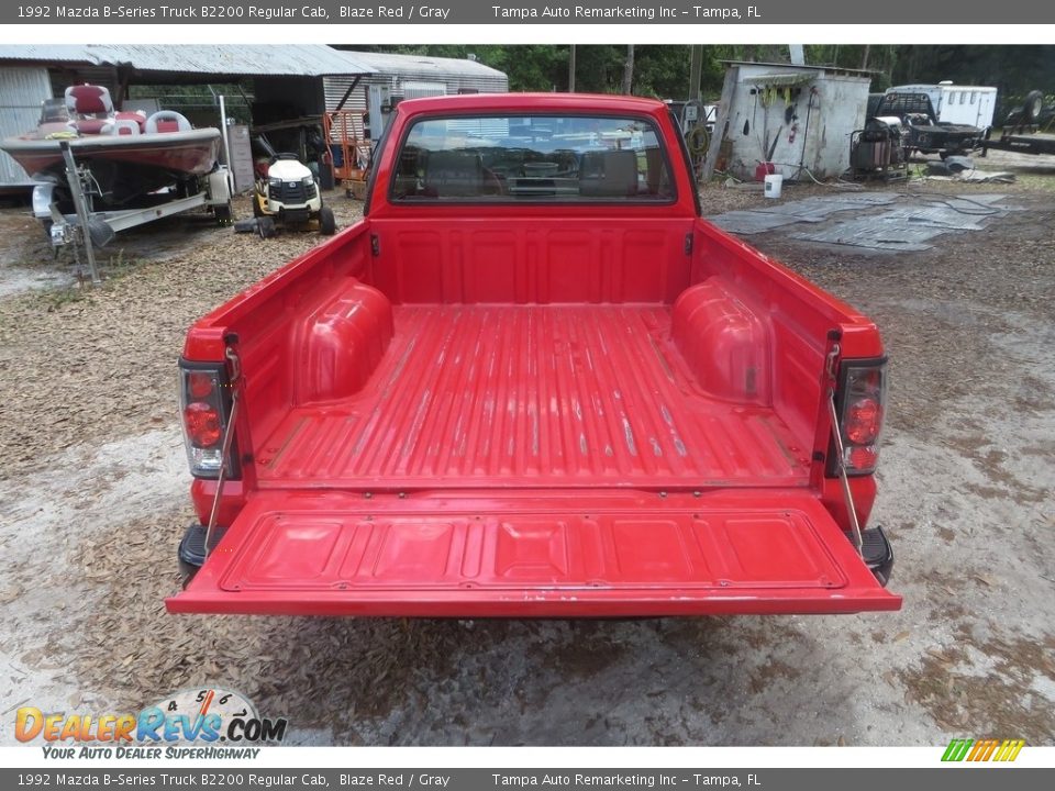 1992 Mazda B-Series Truck B2200 Regular Cab Blaze Red / Gray Photo #11