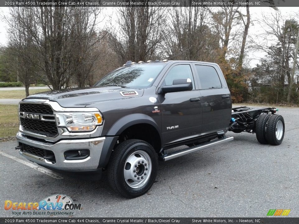 2019 Ram 4500 Tradesman Crew Cab 4x4 Chassis Granite Crystal Metallic / Black/Diesel Gray Photo #2