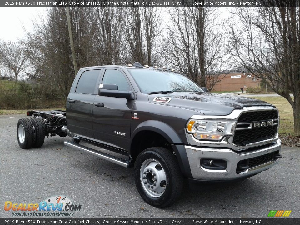 2019 Ram 4500 Tradesman Crew Cab 4x4 Chassis Granite Crystal Metallic / Black/Diesel Gray Photo #4