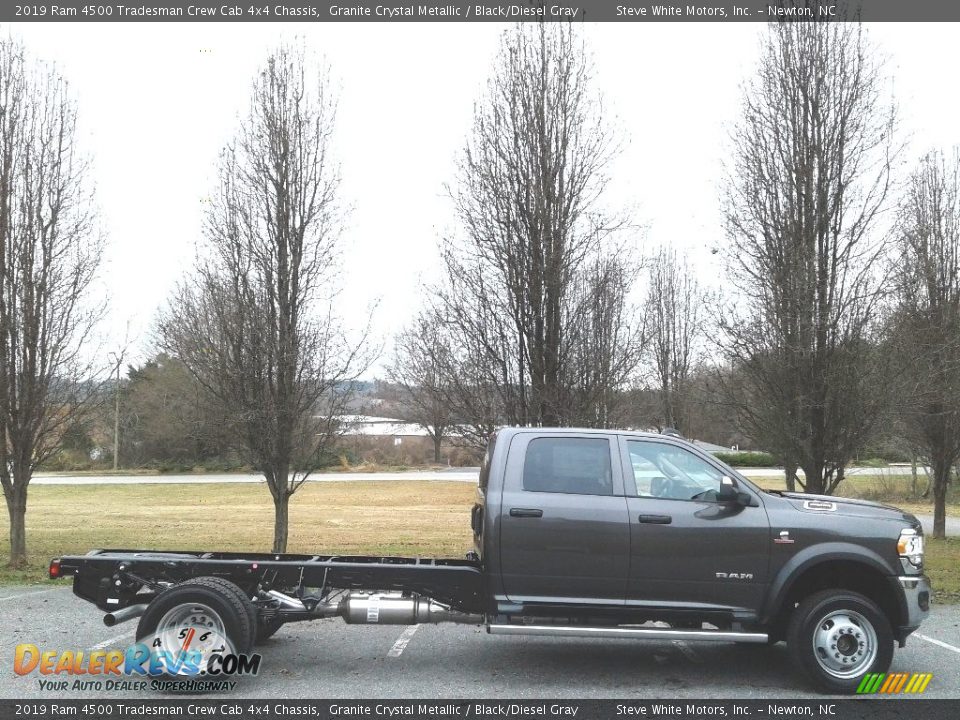 2019 Ram 4500 Tradesman Crew Cab 4x4 Chassis Granite Crystal Metallic / Black/Diesel Gray Photo #5