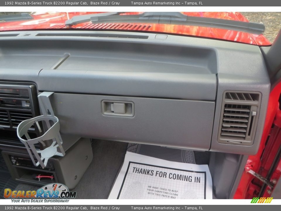 1992 Mazda B-Series Truck B2200 Regular Cab Blaze Red / Gray Photo #20