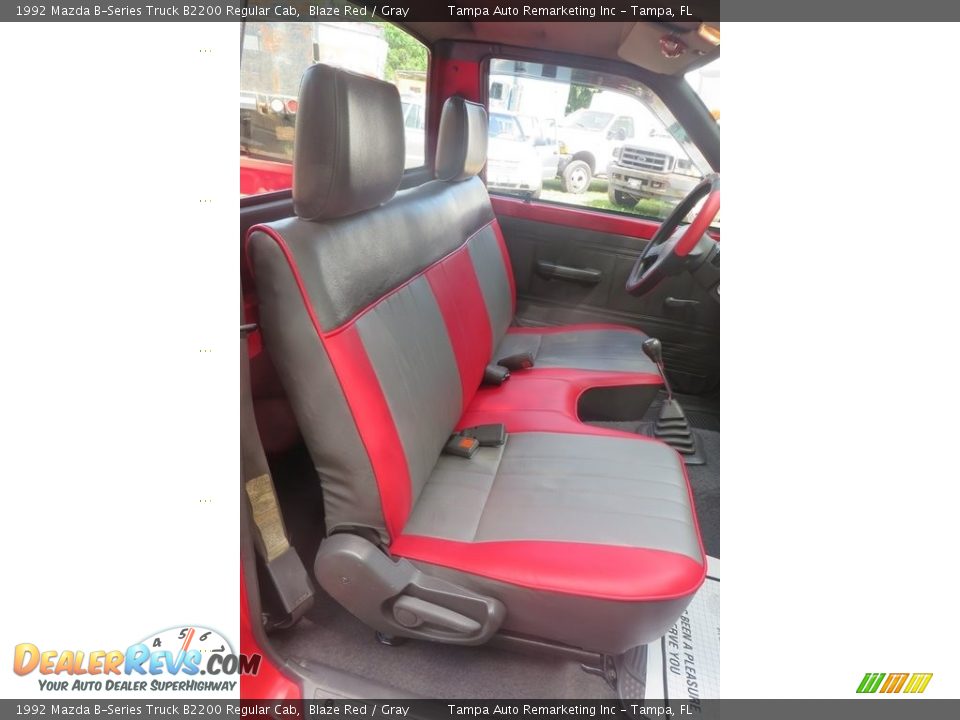 1992 Mazda B-Series Truck B2200 Regular Cab Blaze Red / Gray Photo #24