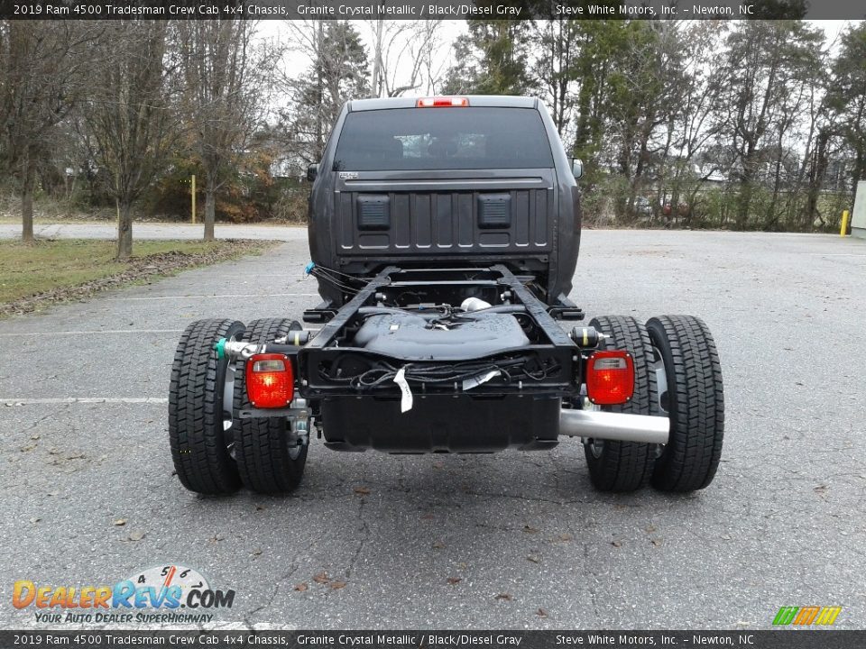 2019 Ram 4500 Tradesman Crew Cab 4x4 Chassis Granite Crystal Metallic / Black/Diesel Gray Photo #12