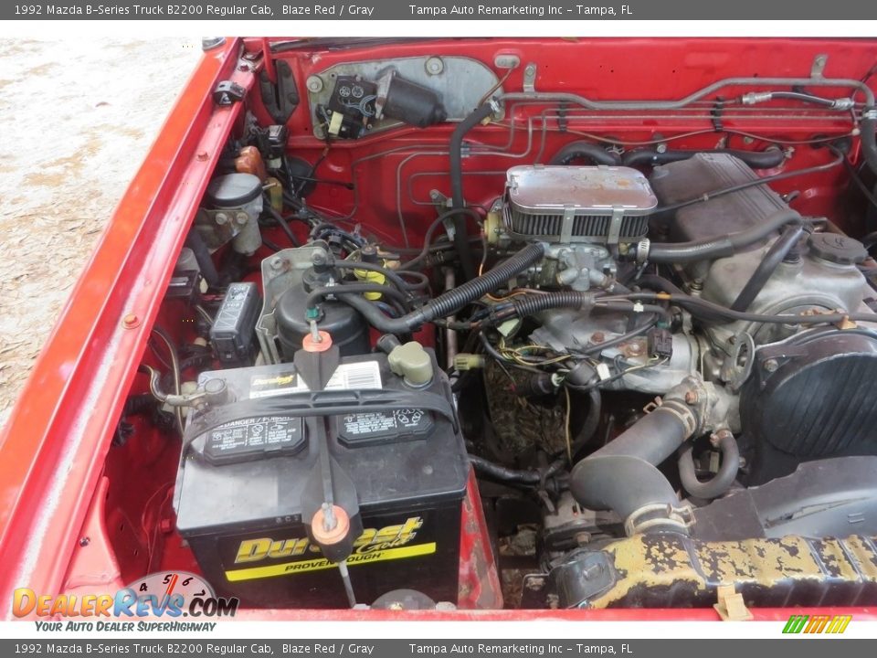 1992 Mazda B-Series Truck B2200 Regular Cab Blaze Red / Gray Photo #32