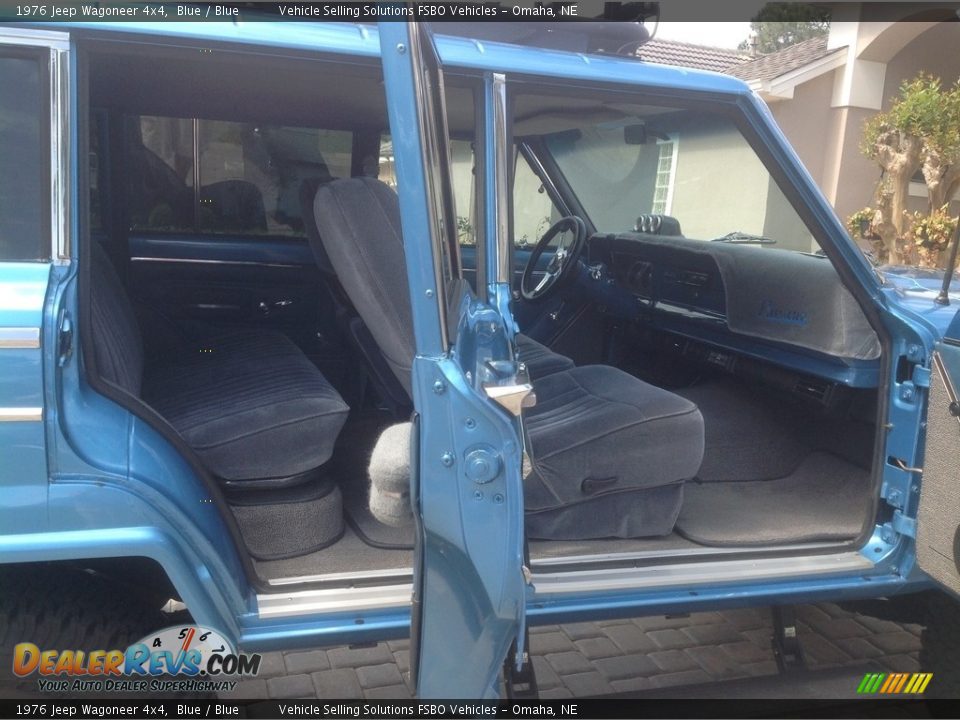 1976 Jeep Wagoneer 4x4 Blue / Blue Photo #3