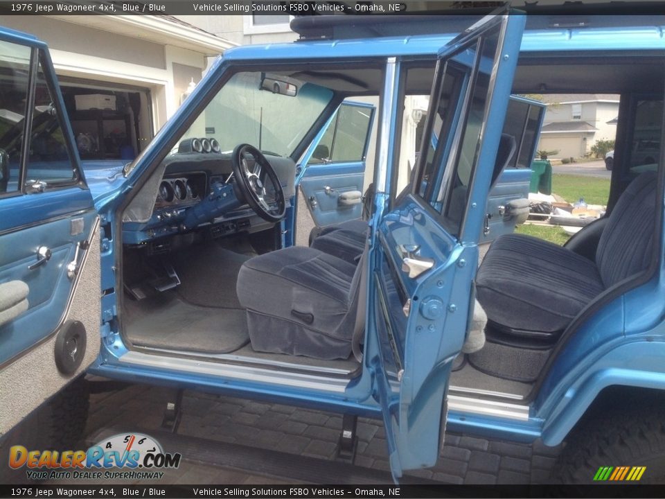 1976 Jeep Wagoneer 4x4 Blue / Blue Photo #6