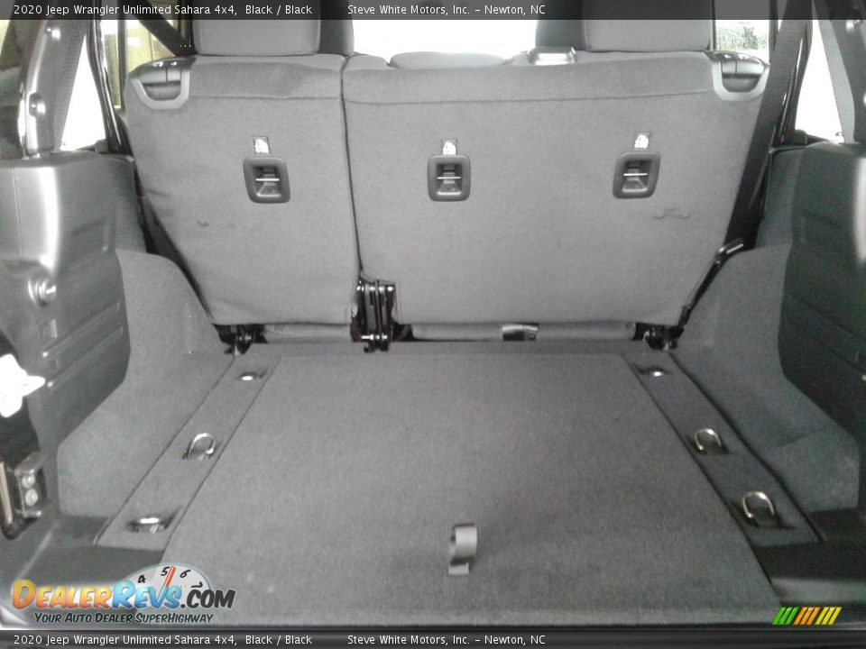 2020 Jeep Wrangler Unlimited Sahara 4x4 Black / Black Photo #13